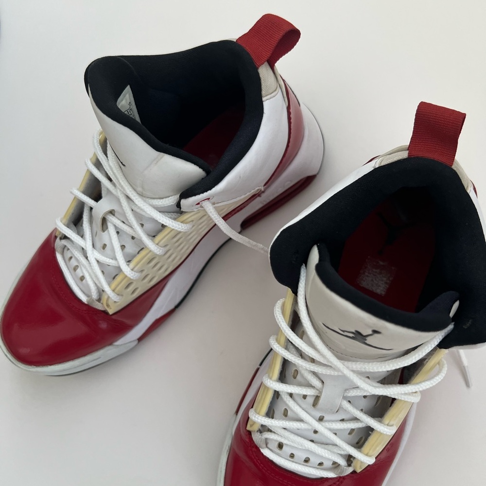 Jordan Red and White Sneakers Retro Style for youth. Gym red sneakers.